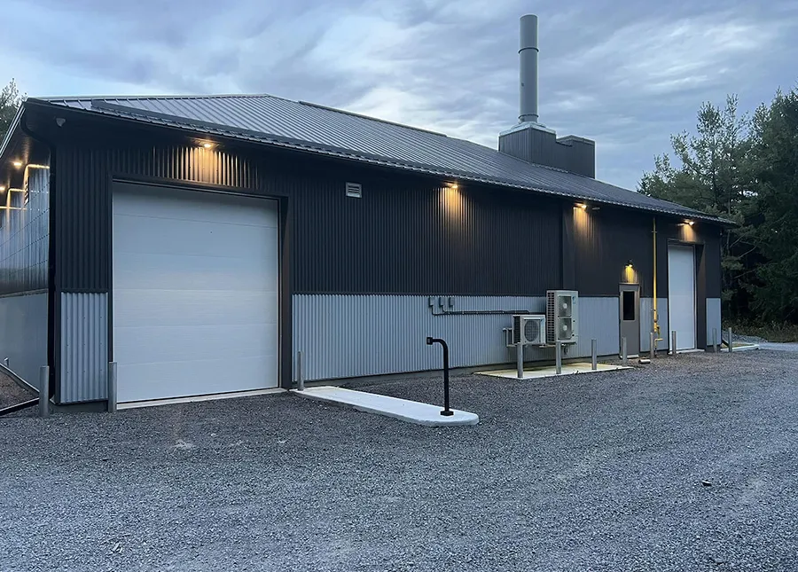 T-Rex® continuous hanger installed — Le Bois Aluminum Inc., Lunenburg ON